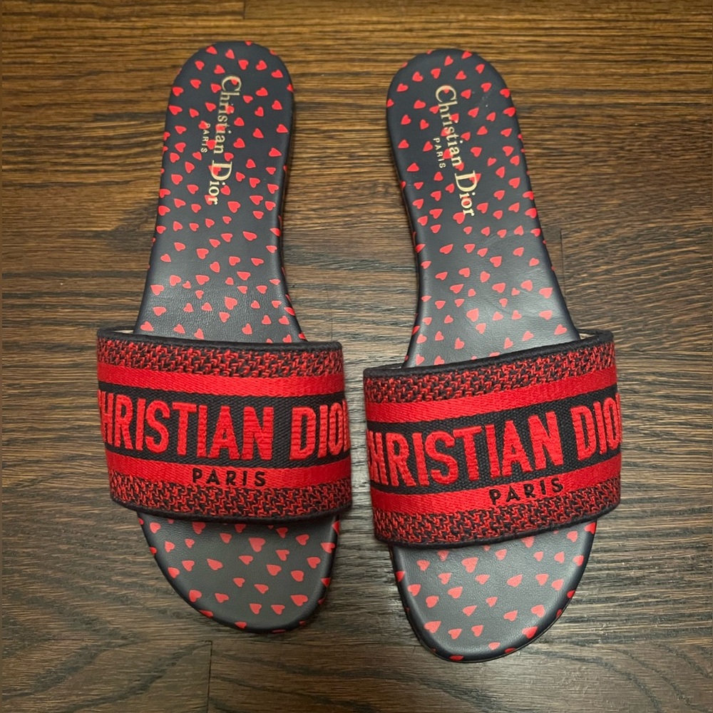 Dior Dway Slide flat sandals with HEARTS